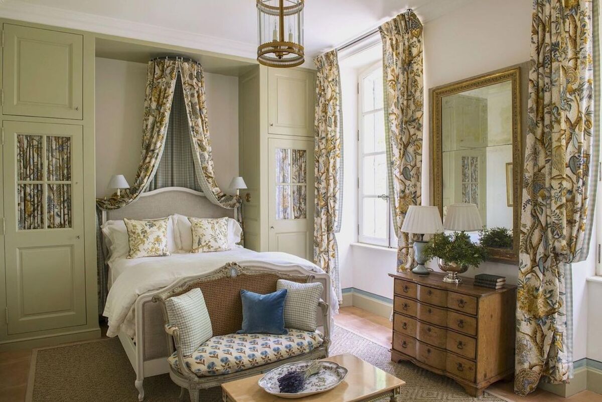 12 dormitorio verde salvia y crema 7