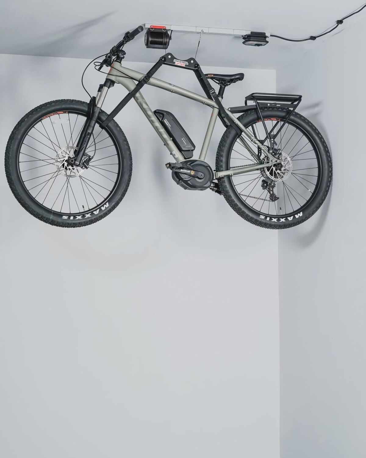15 ideas para guardar bicicletas en el garaje 11