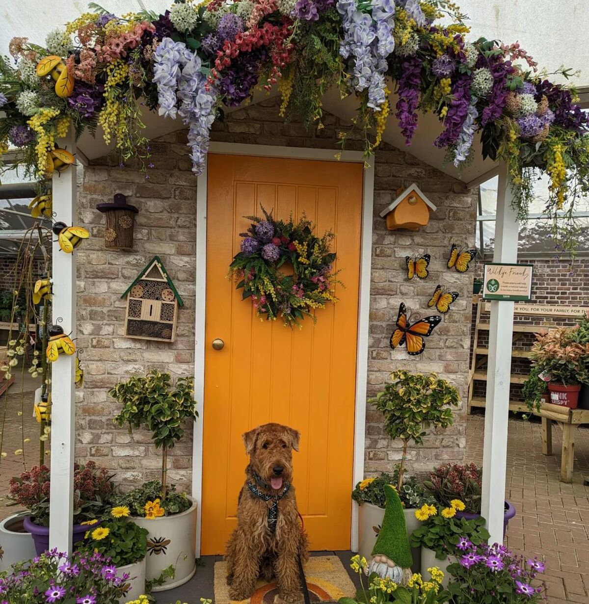 15 decoración primaveral para puertas 4