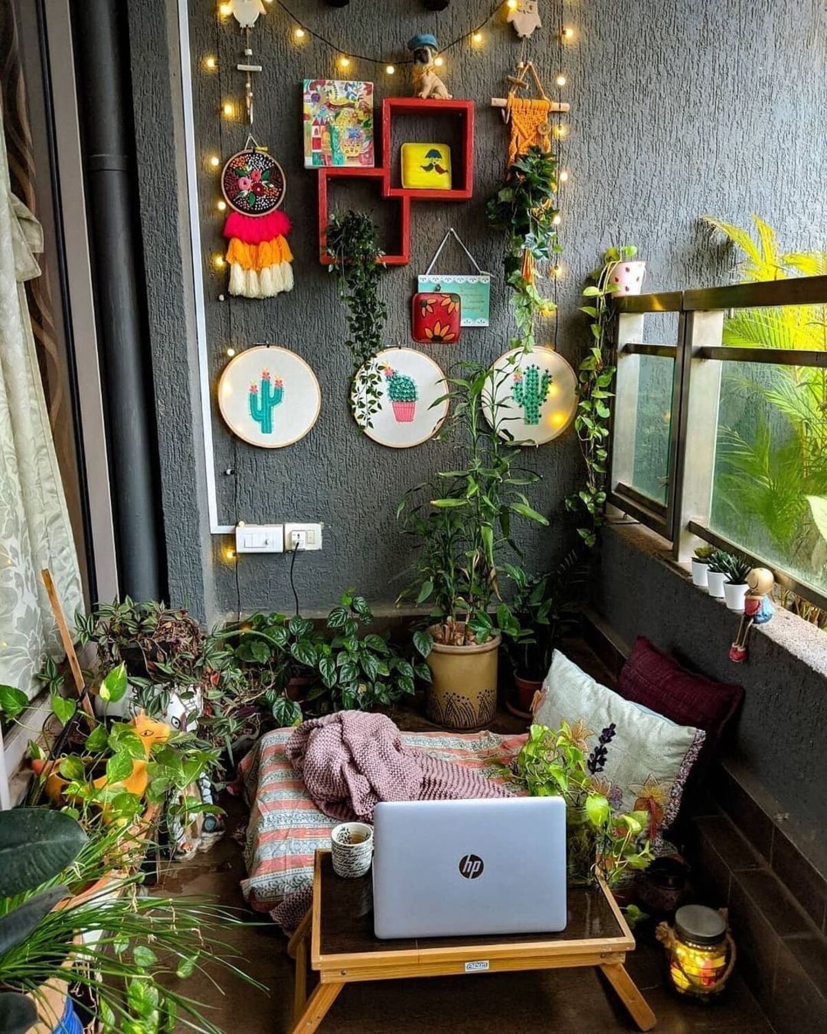 19 ideas de decoración de balcones pequeños 16