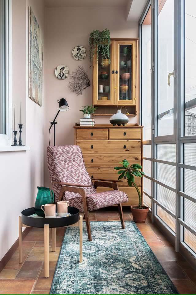 19 ideas de decoración de balcones pequeños 24