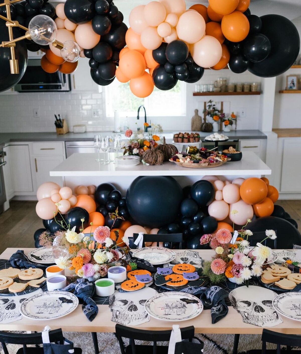 20 ideas encantadoras para poner la mesa en halloween 19