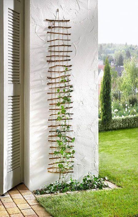 23. Enrejado colgante para el jardín delantero