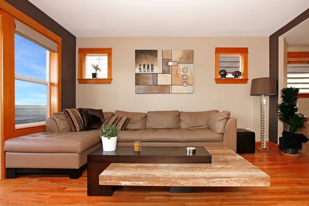 salon con combinacion de colores marrones tierra