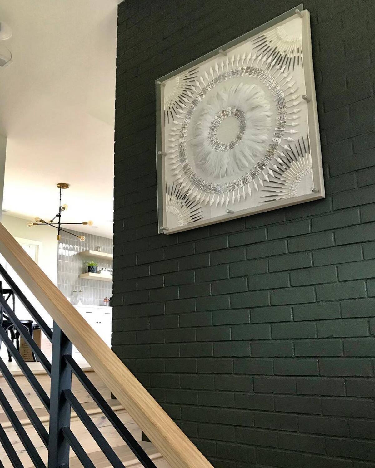 pared de acento verde oscuro 13