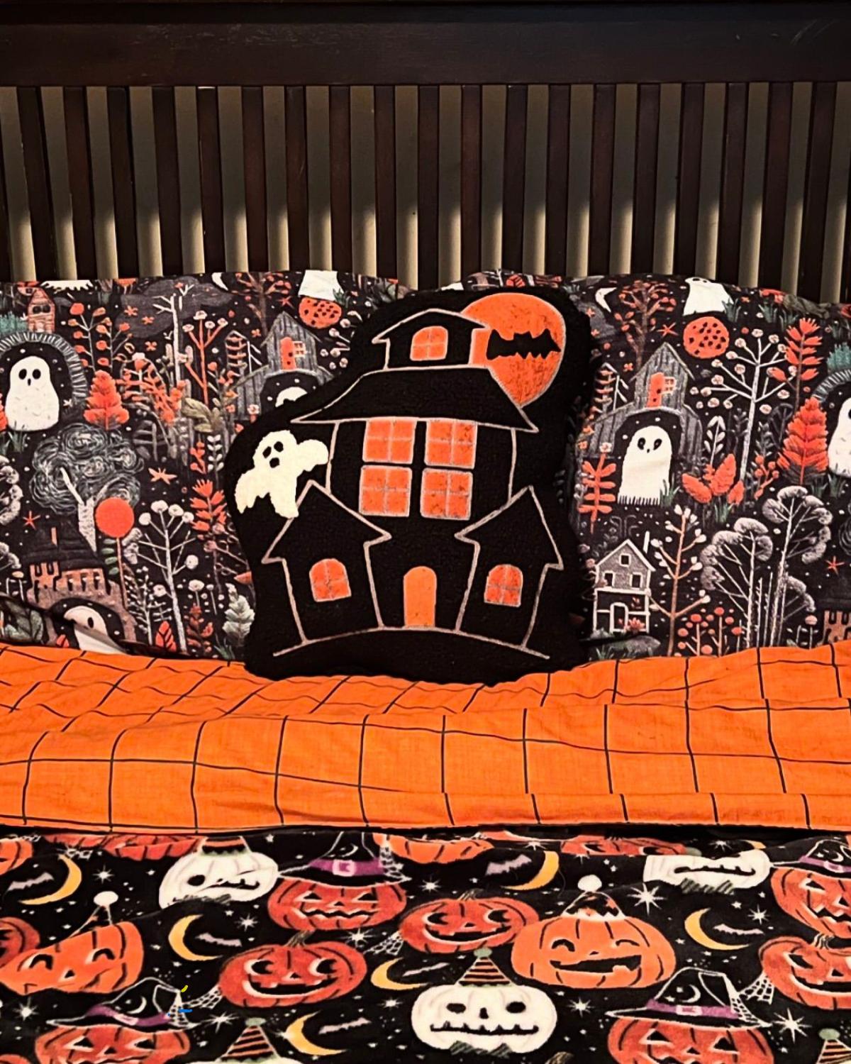 espeluznante halloween dormitorio ideas 03