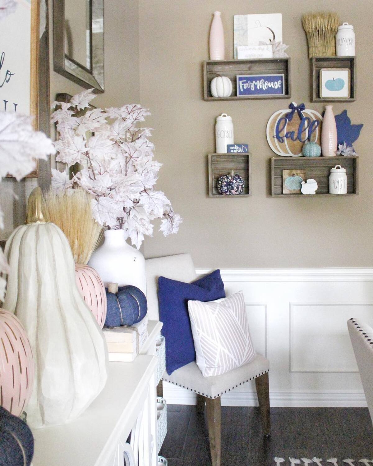 encantadoras ideas de decoración azul otoñal 5