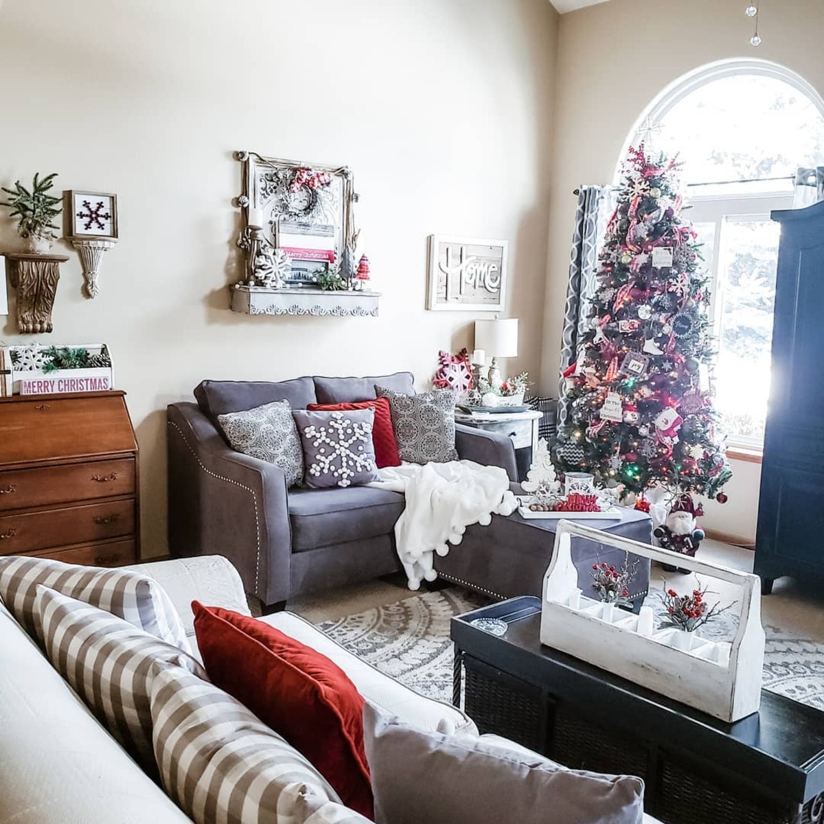 encantadoras ideas de decoración con copos de nieve 5