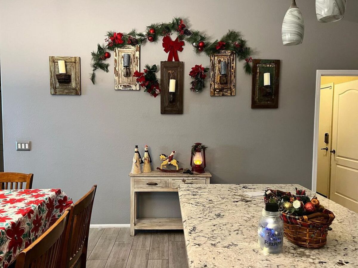 ideas de decoración navideña de pared 6