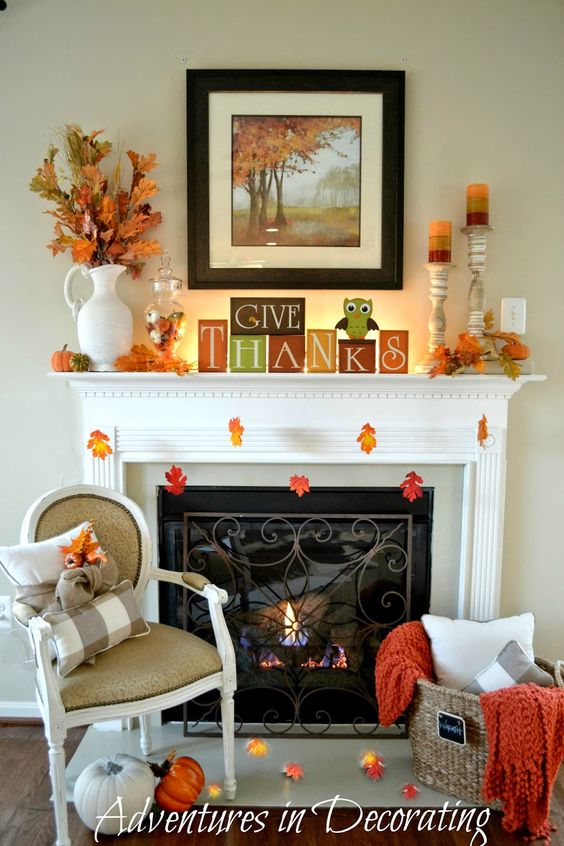 Give thanks Autumn mantel decoration idea #falldecor #mantel #manteldecor #homedecor #decoratingideas #decorhomeideas