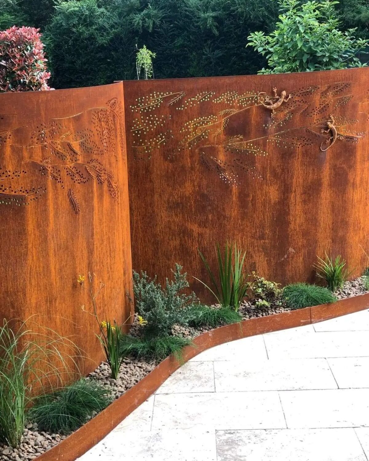 ideas innovadoras para bordes de vallas 4