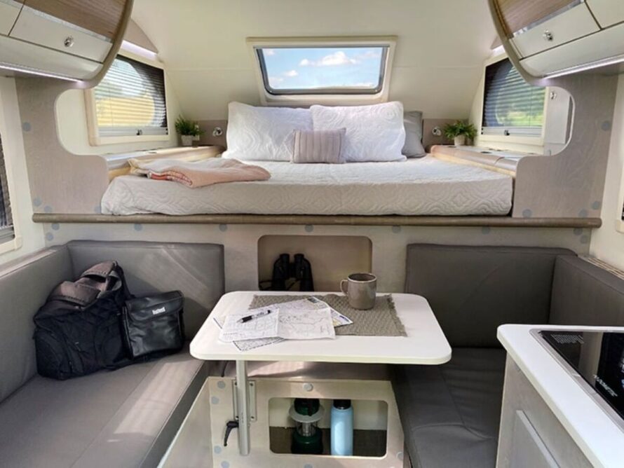 ideas para interiores de autocaravanas pequeñas 9