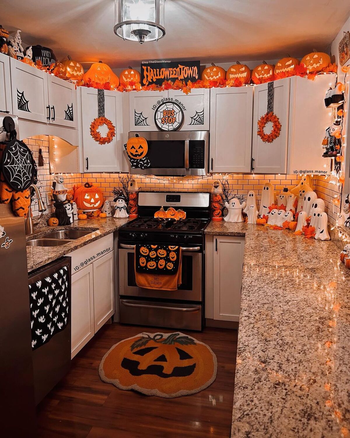 espeluznante halloween cocina ideas de decoración 13