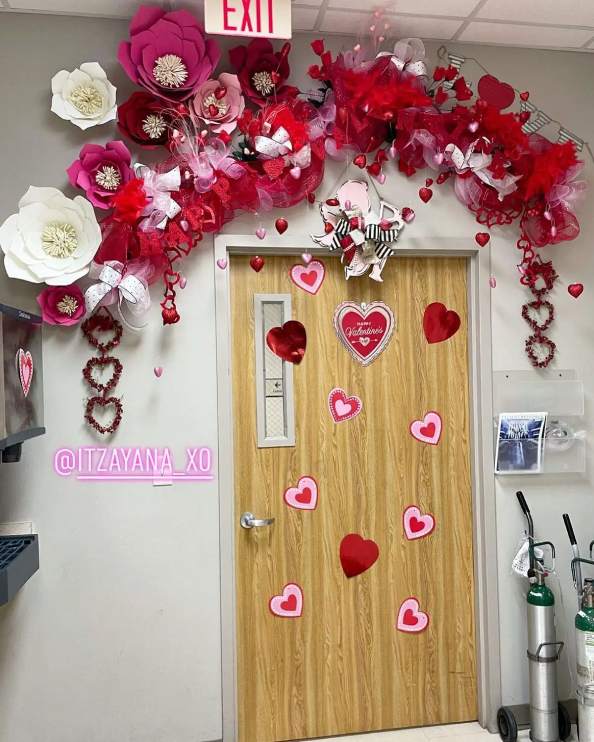 adornos para puertas de san valentín 21